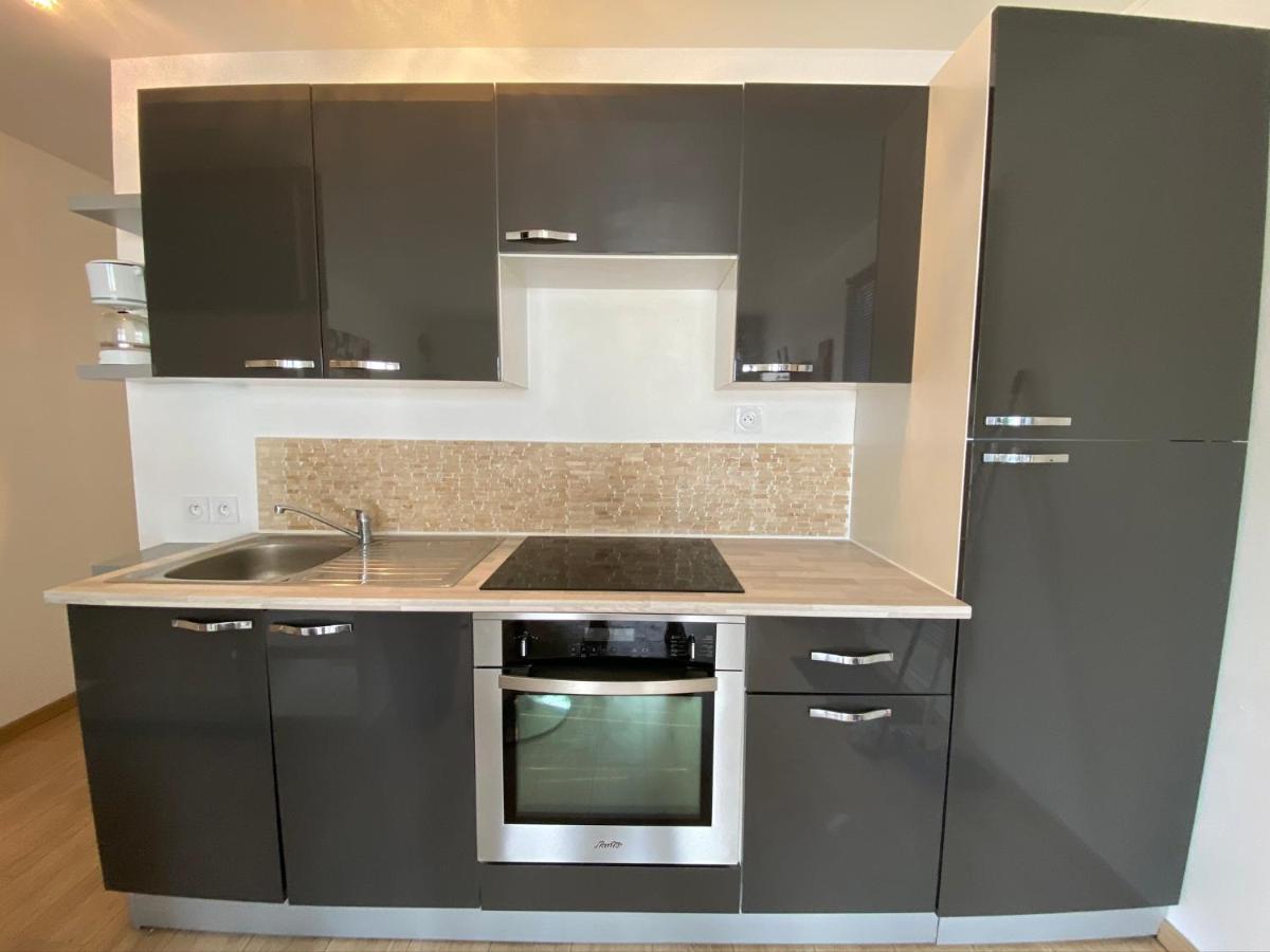 Maison *** Avec Cour 3Km Plage Et La Rochelle Saint-Vivien  Εξωτερικό φωτογραφία